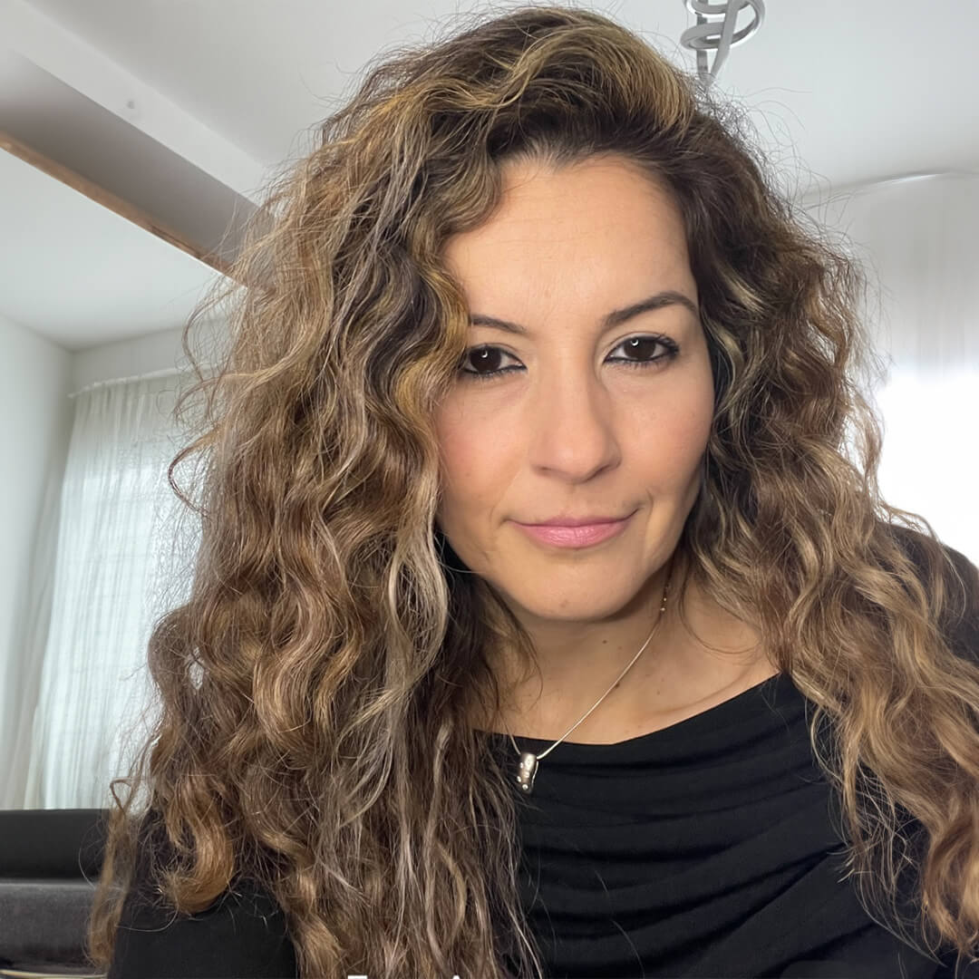 Özlem Coşar