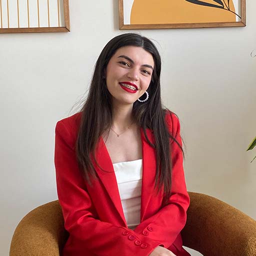 Ayşe Kübra Özcan