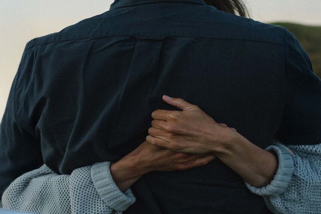 Sevgi, Bekleyiş ve Kavuşmanın Psikolojisi: Olgunlaşan Kalplerin Derinliği