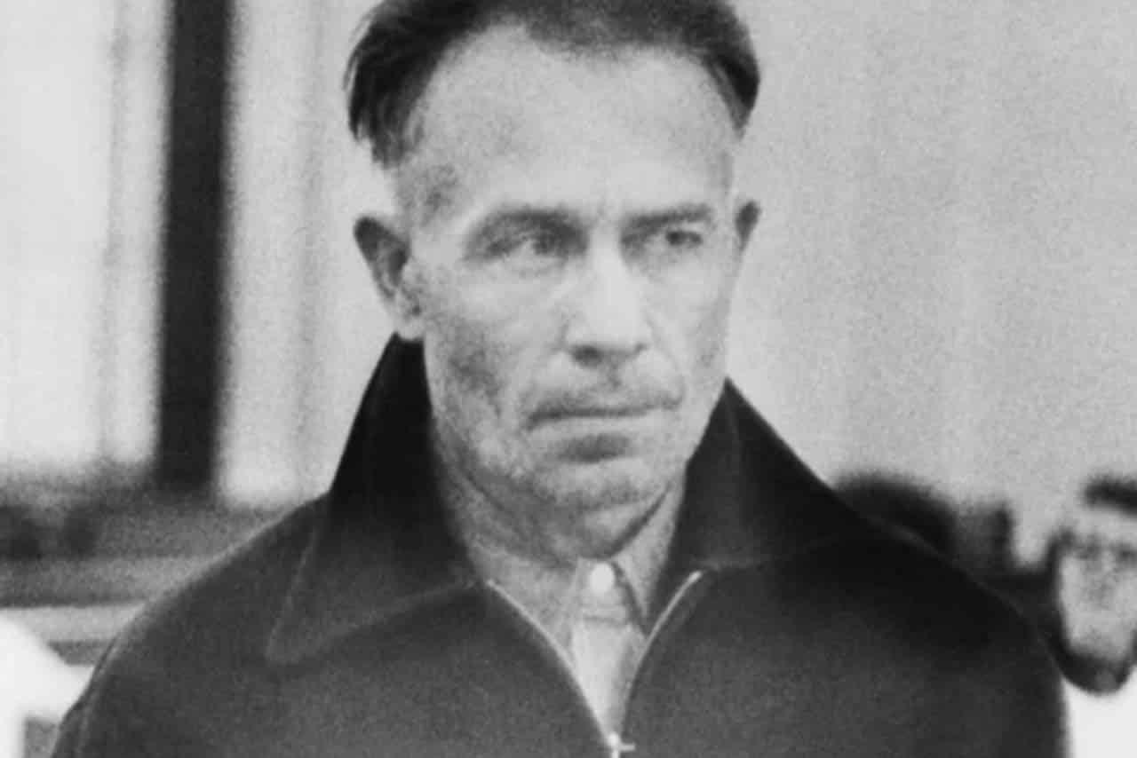 Annenin gölgesinde ed — Bir Annenin Gölgesinde: Ed Gein’in Z