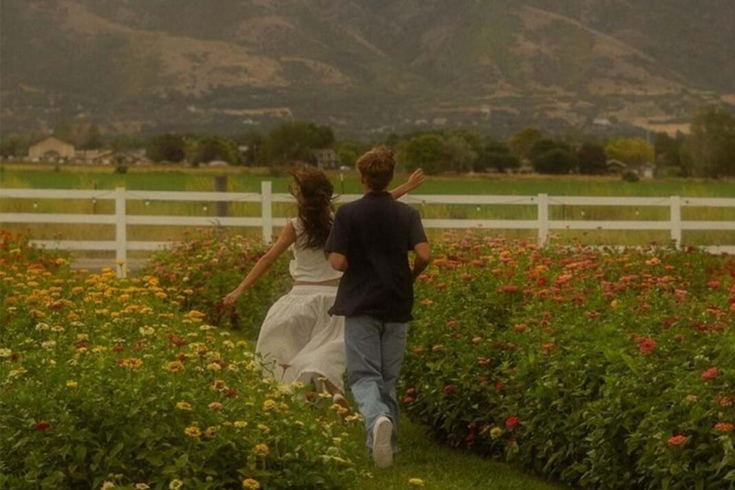 Hayatıma Biri Girince Ben Neden Çıkıyorum?