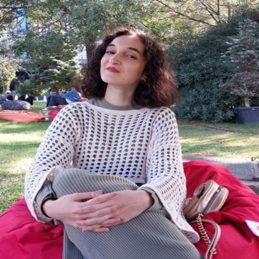 nur sena çokgezen