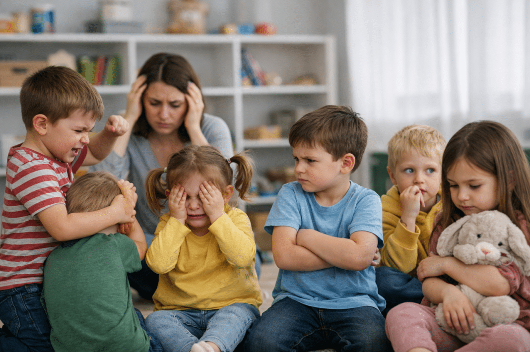 Çocukluk Döneminde Öfke Patlamaları: Normal mi, Müdahale Gerekli mi?