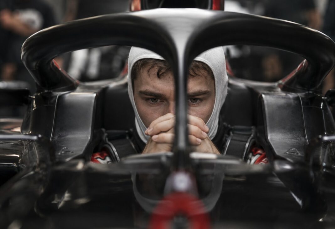G Kuvvetine Karşı Kim Kazanıyor: F1 Araçları mı Pilotların Psikolojisi mi?