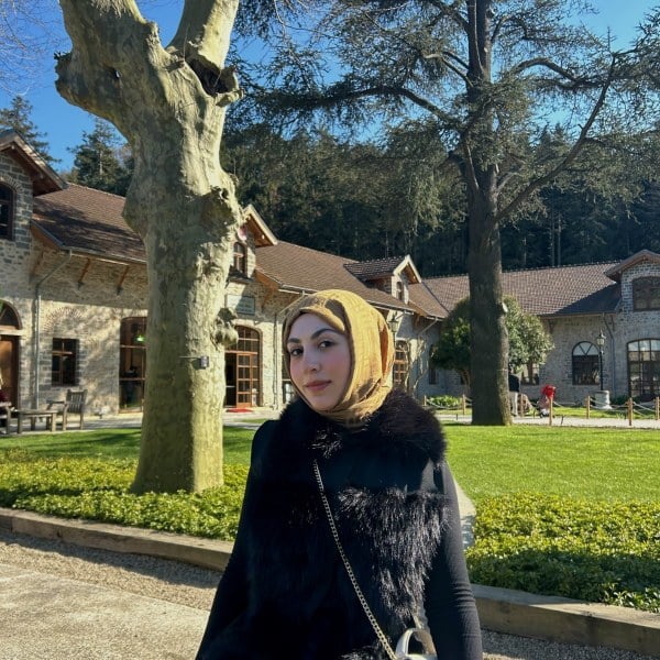 Büşra Karakış