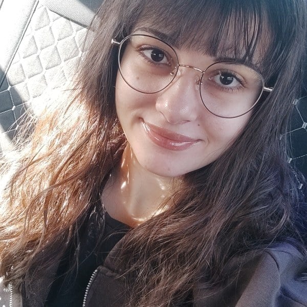 Elif Eker