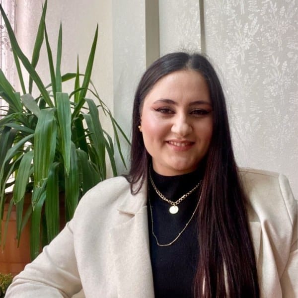 Fatime konuş
