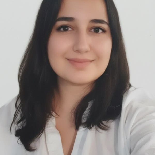 Esra Nur Gürlevik