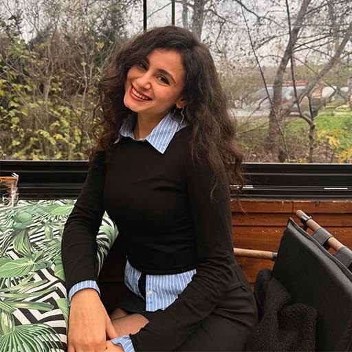 Esra Nur Yurtkuran