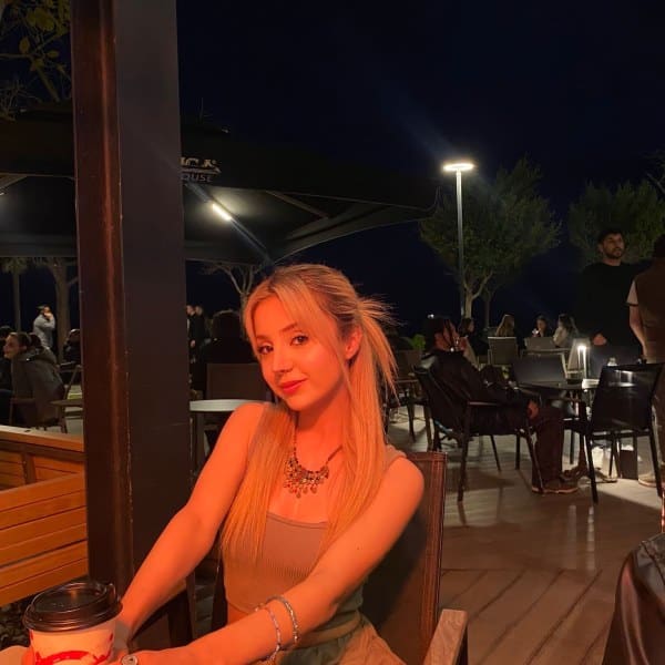 Zeynep Tuba Yapışkan
