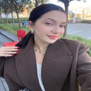 Elif Naz Şentürk