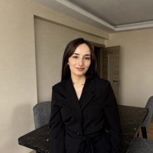 Emine Öngür