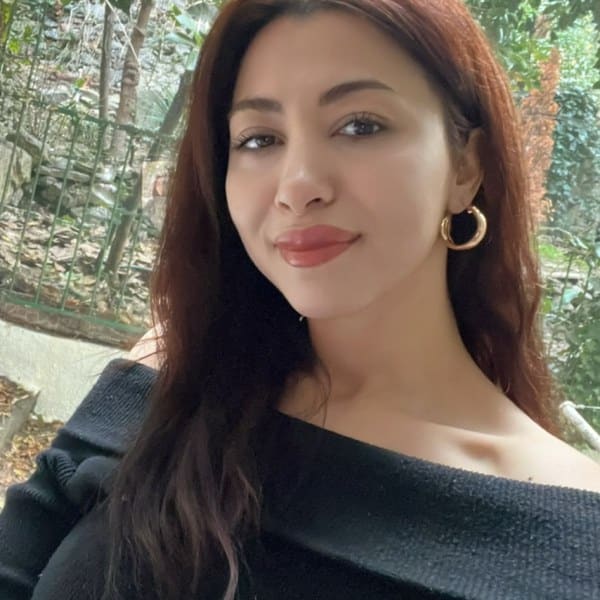 Özge Yeşilova