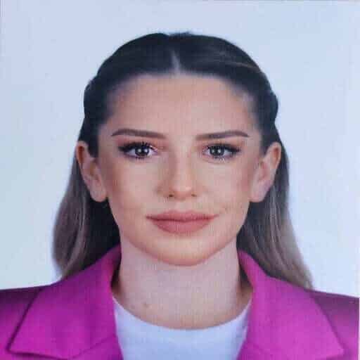 Tuğçe Temizkanoğlu Abalar