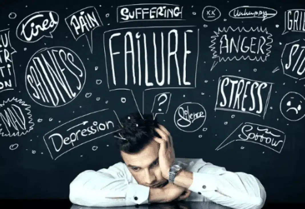 Zihnin İçindeki Eleştirmen: Negatif Self-Talk ve Psikolojik Etkileri