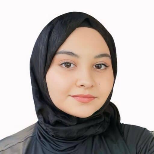 Zeynep Tuğçe Bayrak